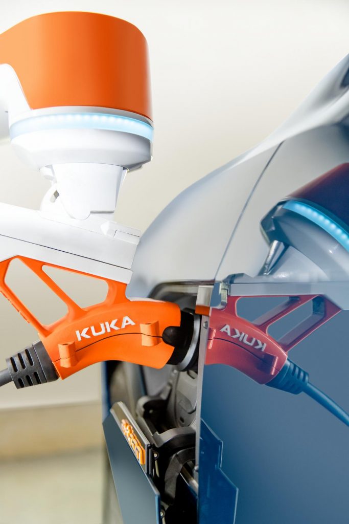 k1600-kuka-charging-assistant-carla-connect-home-26 k1600-kuka-charging-assistant-carla-connect-home-26